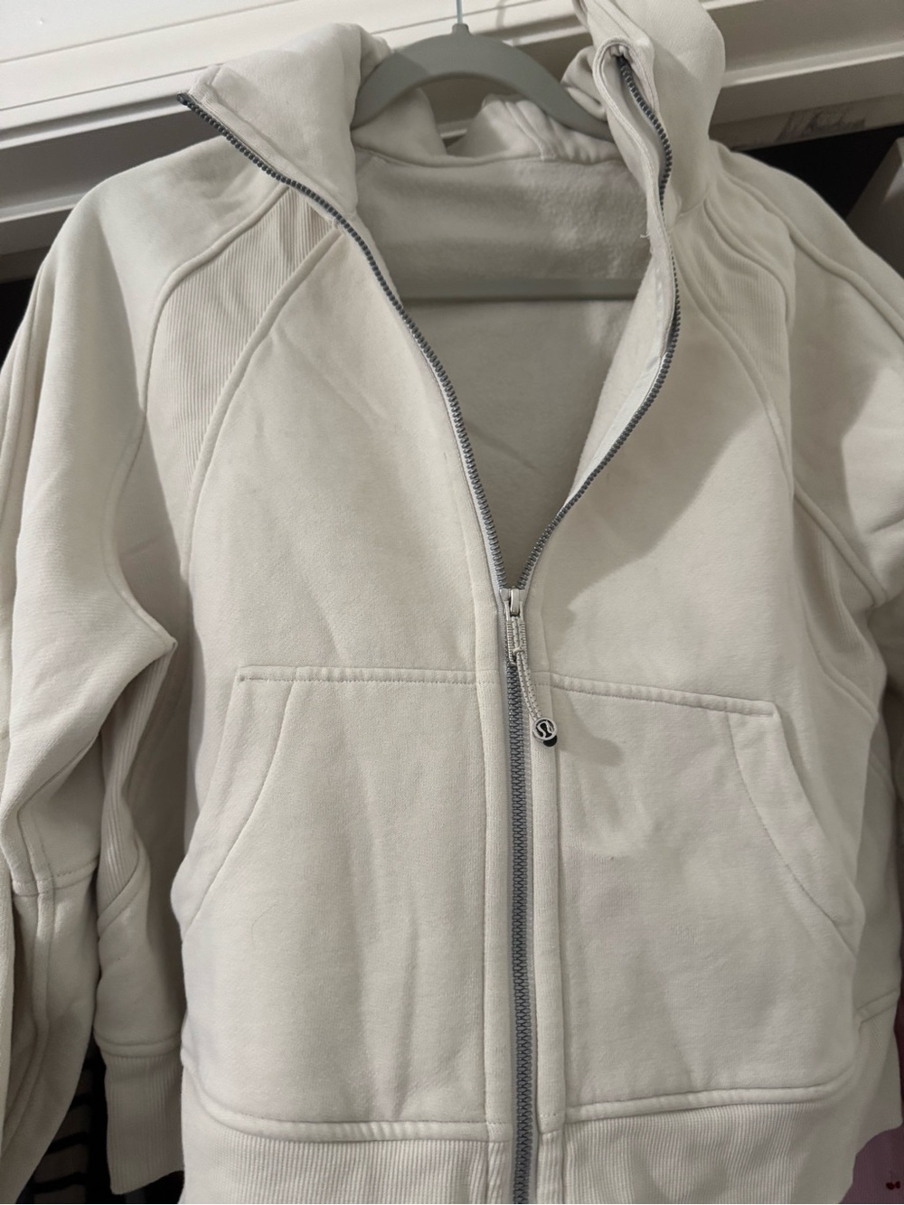 Cropped lululemon scuba
